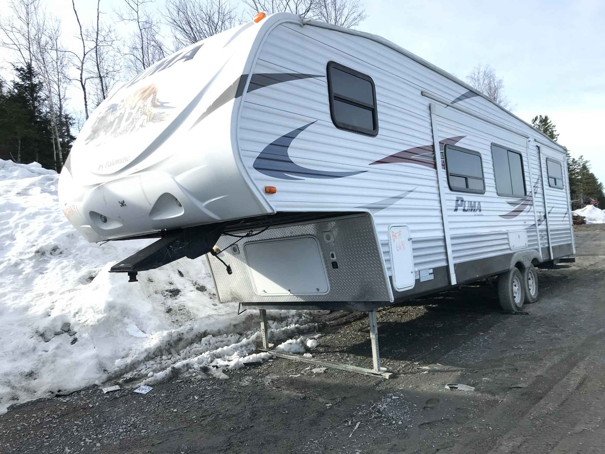 2011 Caravan/Mt.Home Fifthwheel Carv