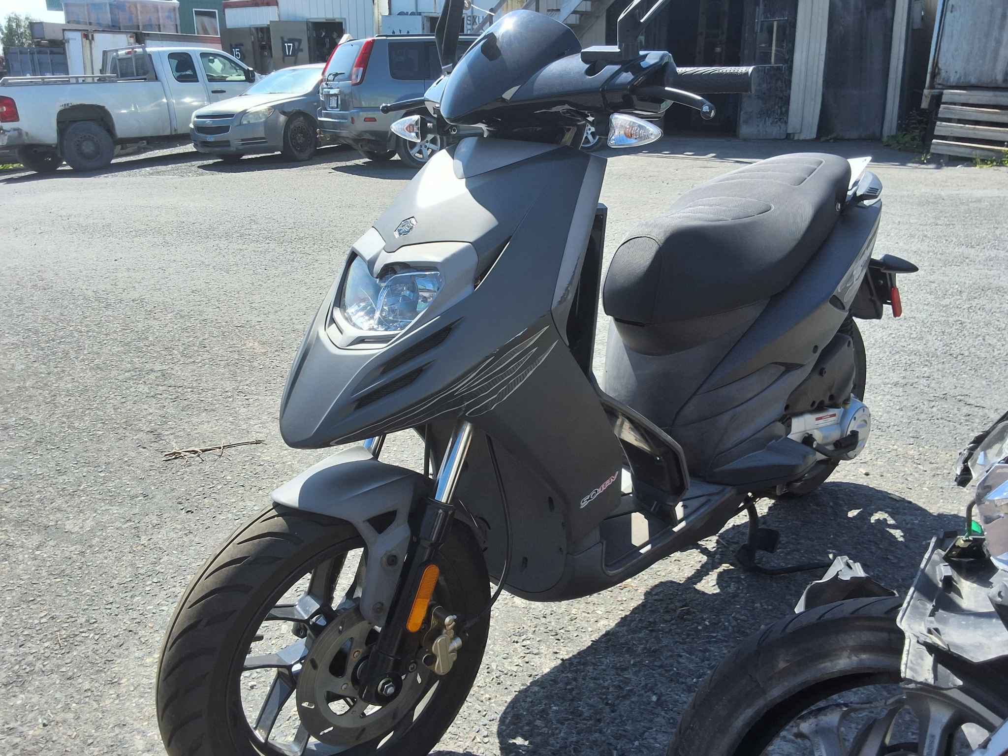 2023 Motorcycle Vespa