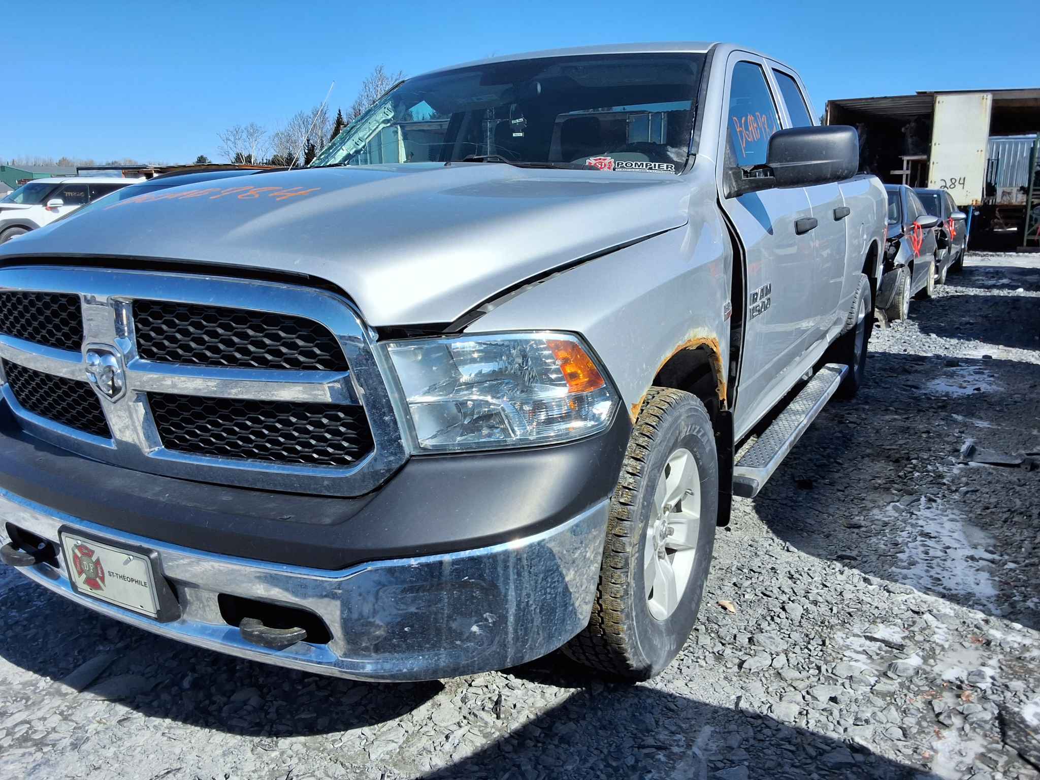 2016 Chrysler Pickup (Dodge)