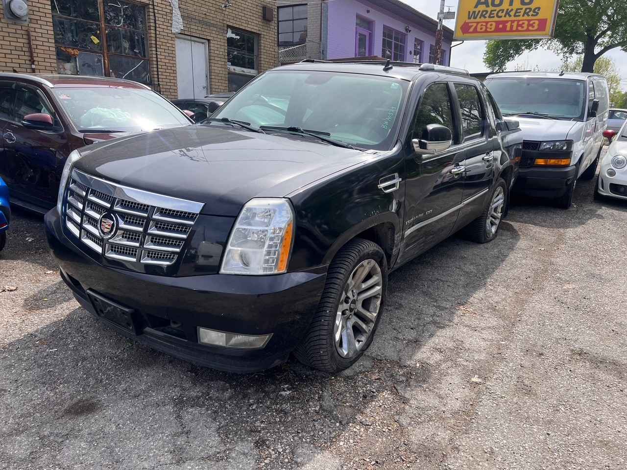 2011 GM Escalade