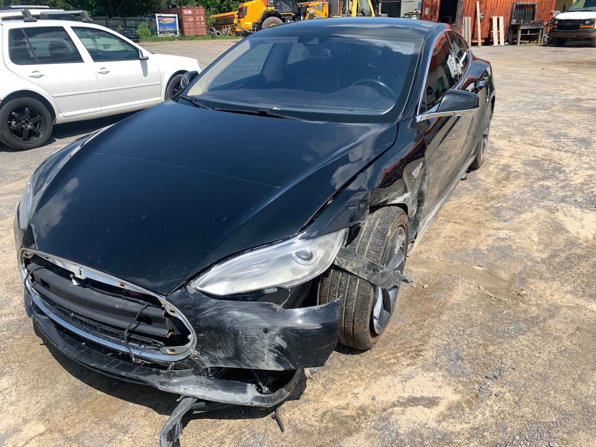 2015 Tesla Tesla S