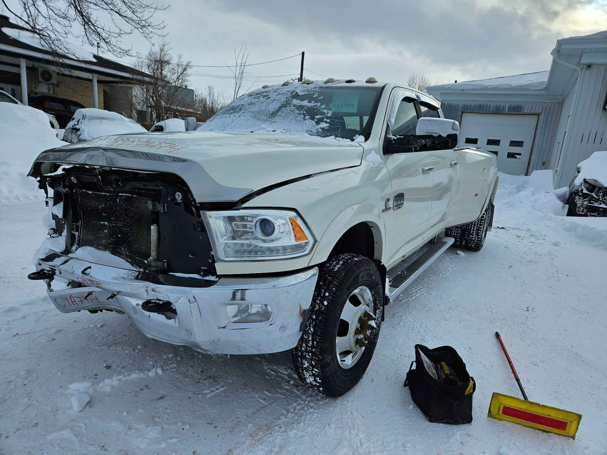 2016 Chrysler Pickup (Dodge)