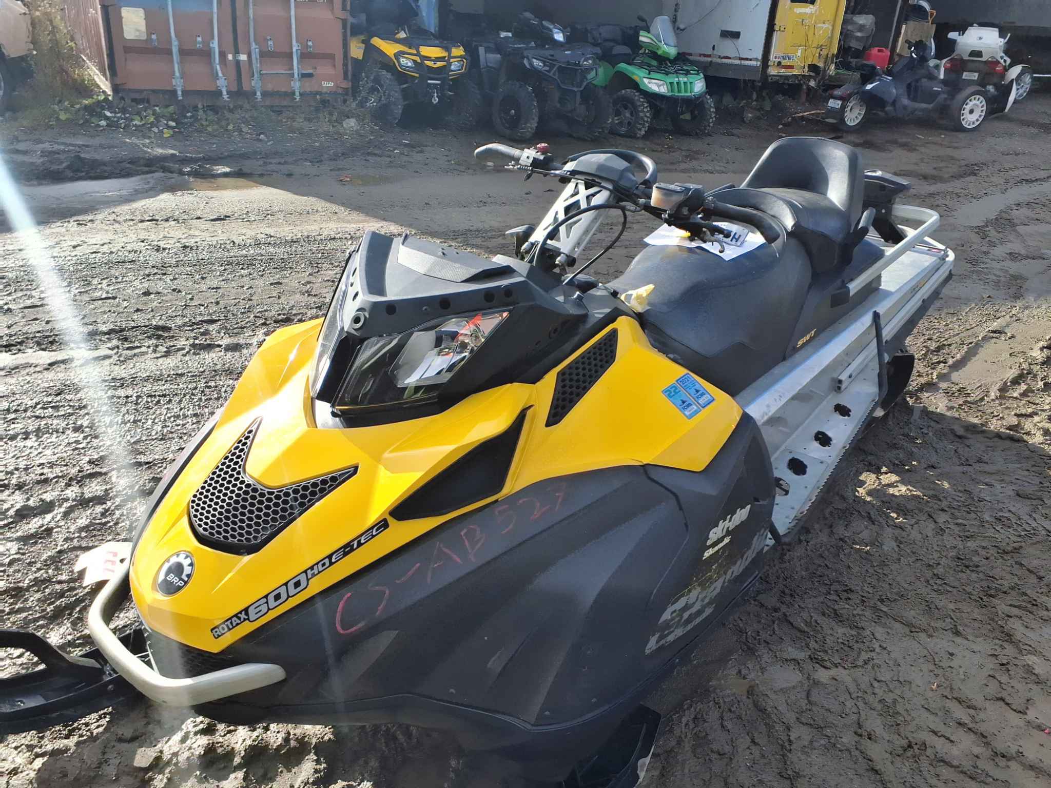 2012 Snowmobile Skidoo Brp