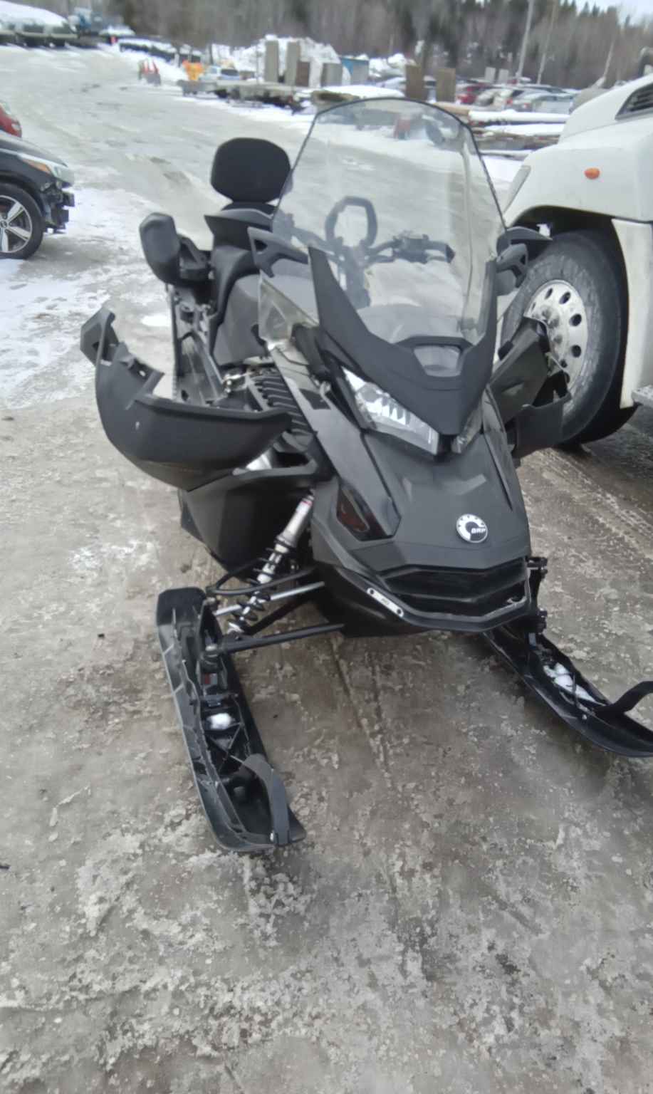 2022 Snowmobile Skidoo Brp