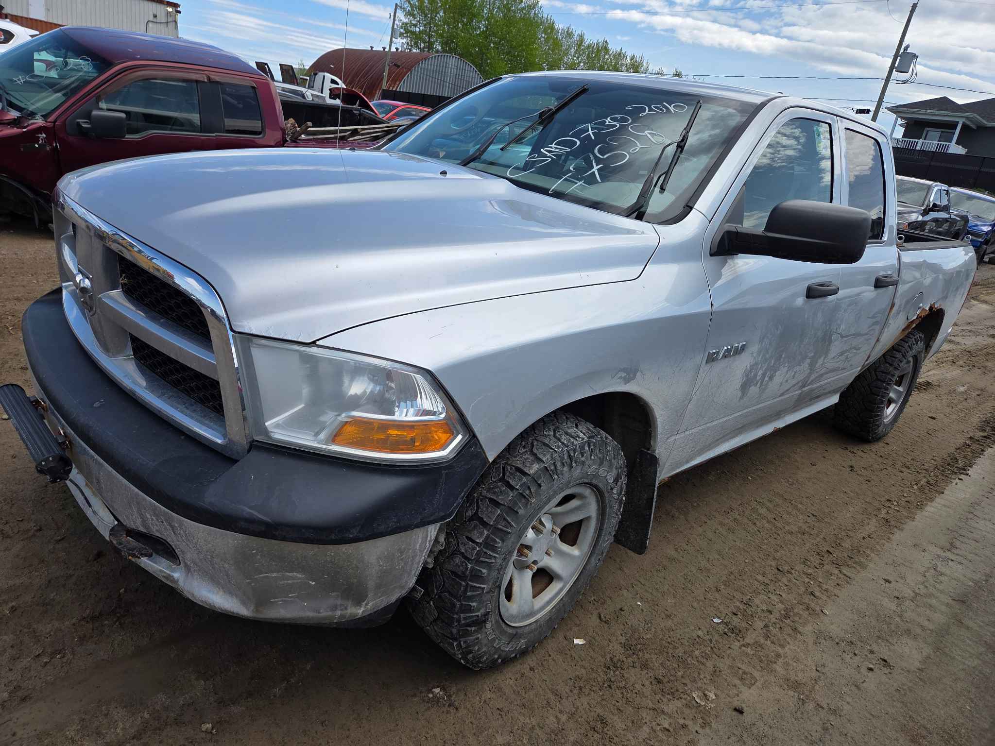2010 Chrysler Pickup (Dodge)