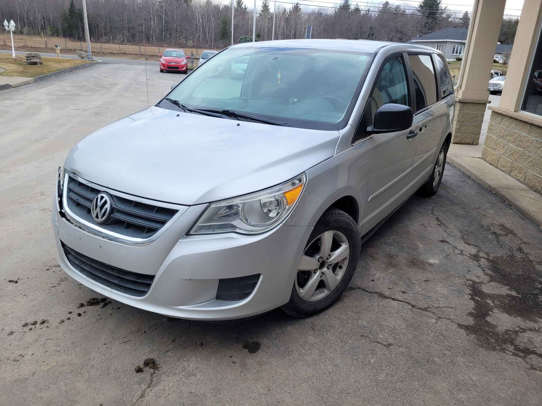 2011 Volkswagen ROUTAN