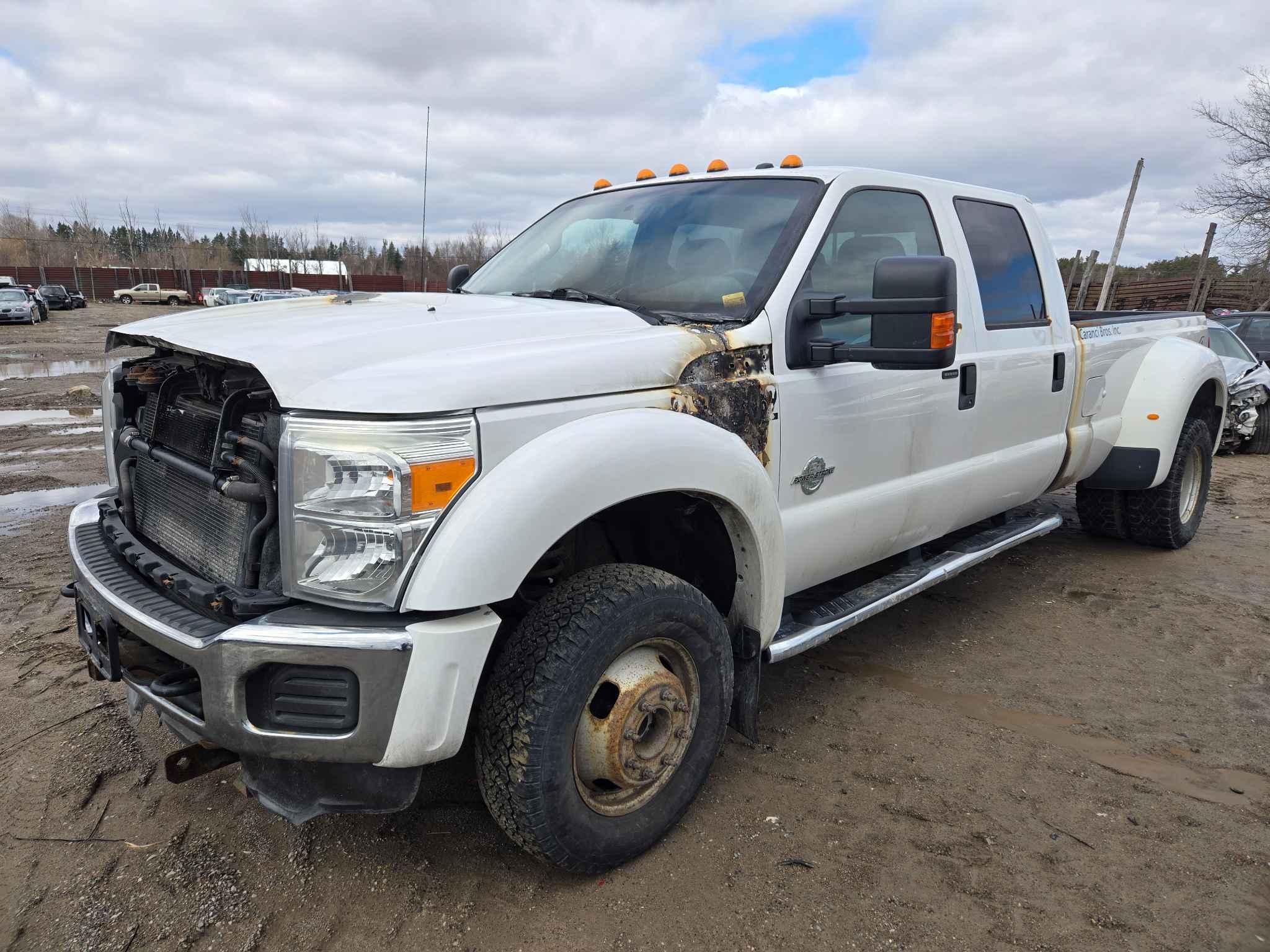 2016 Ford Pickup (Ford)