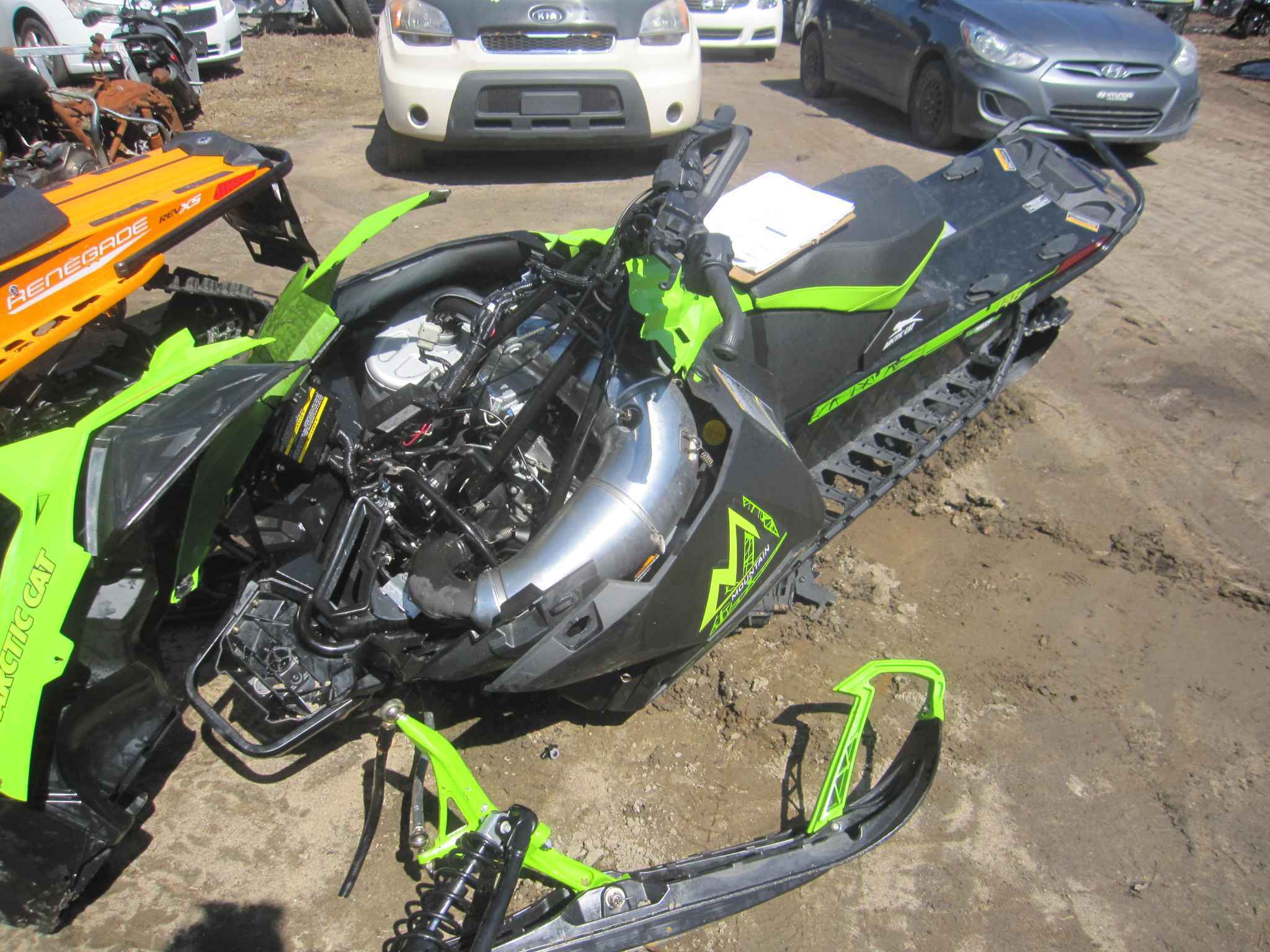 2025 Snowmobile Arctic Cat Snow