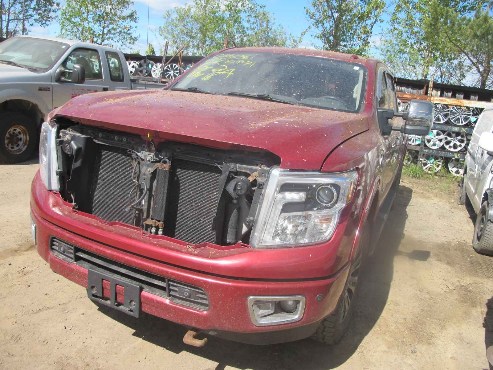 2016 Nissan Titan