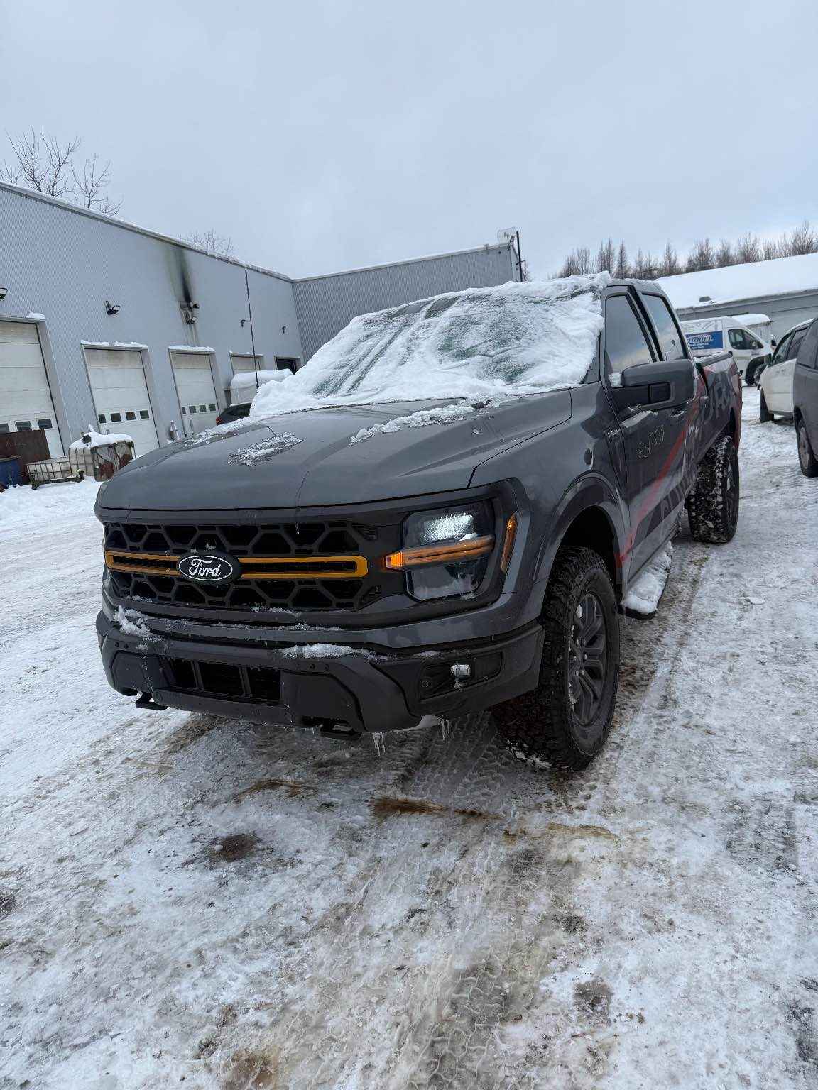 2025 Ford Pickup (Ford)