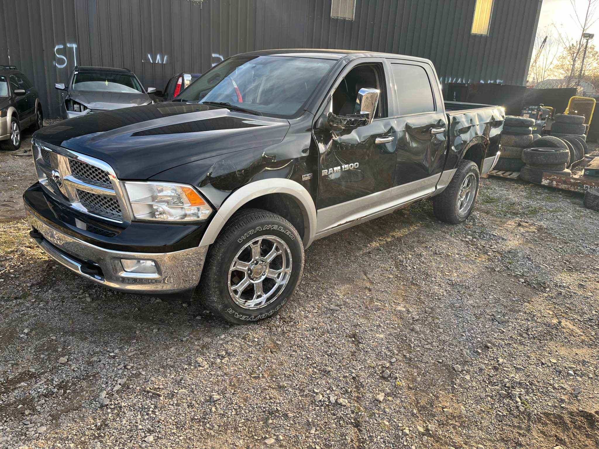 2011 Chrysler Pickup (Dodge)