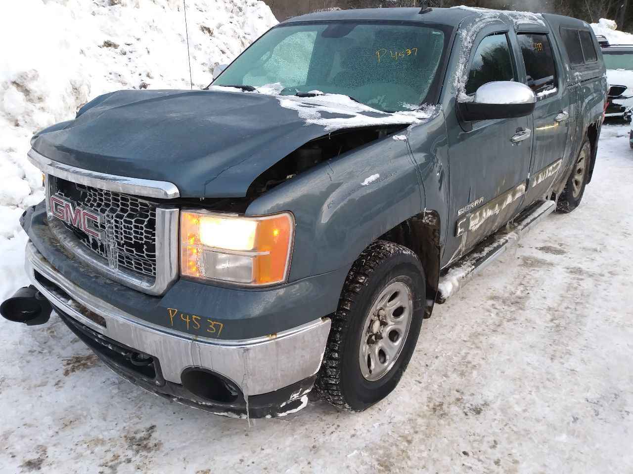 2011 GM Pickup (Gmc)