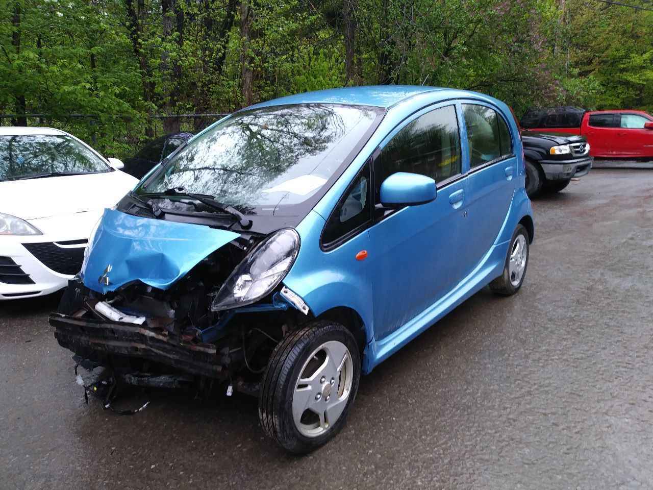 2016 Mitsubishi I-Miev