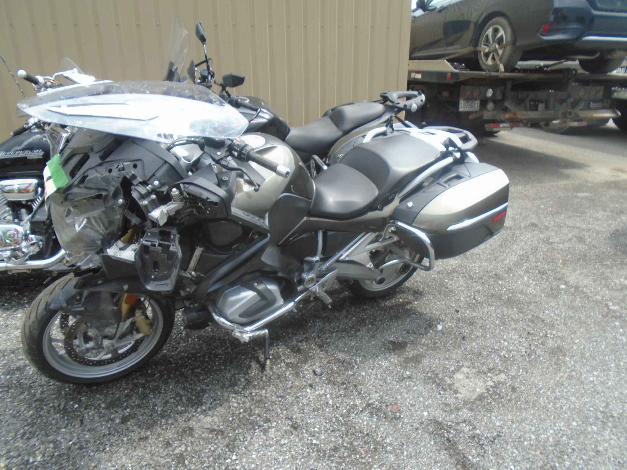 BMW