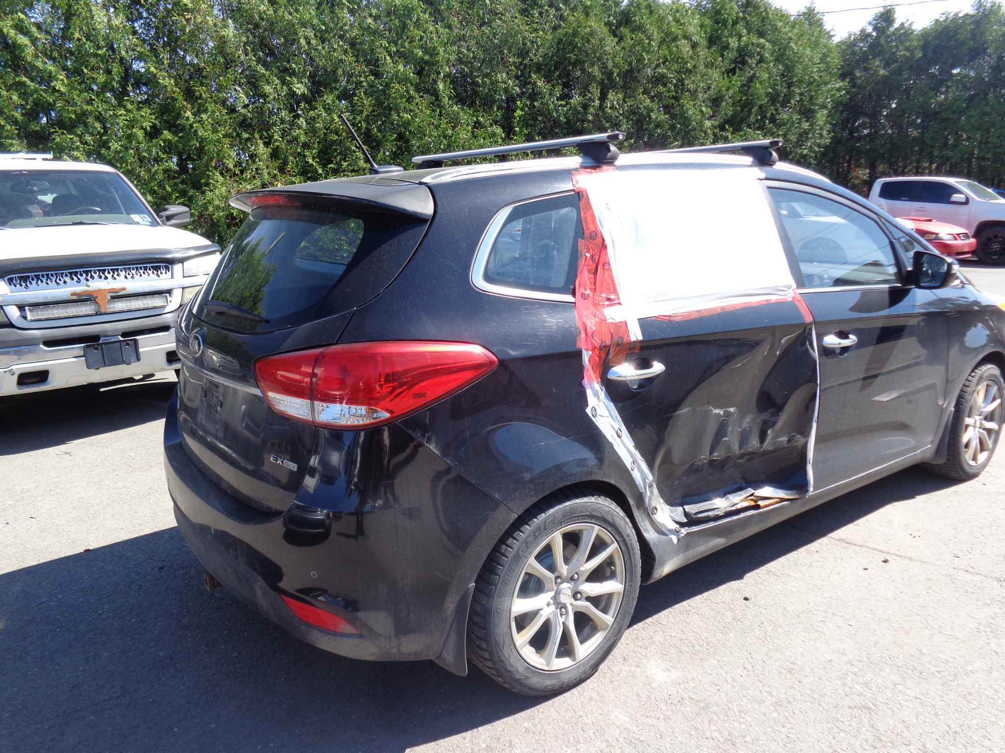 2014 Kia Rondo