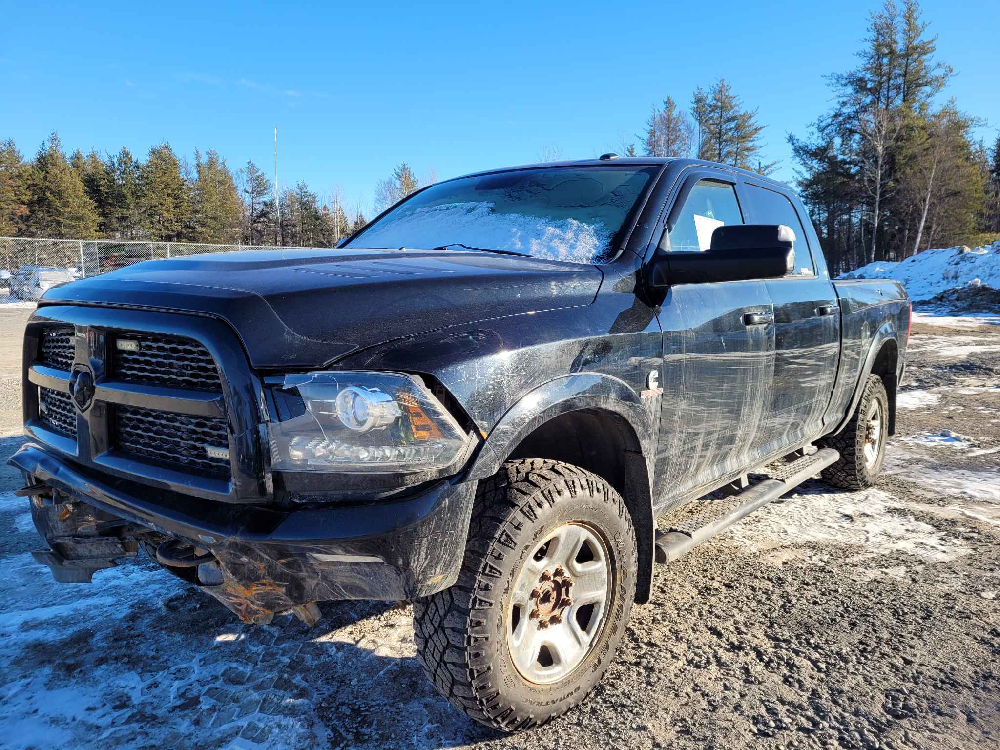 2015 Chrysler Pickup (Dodge)