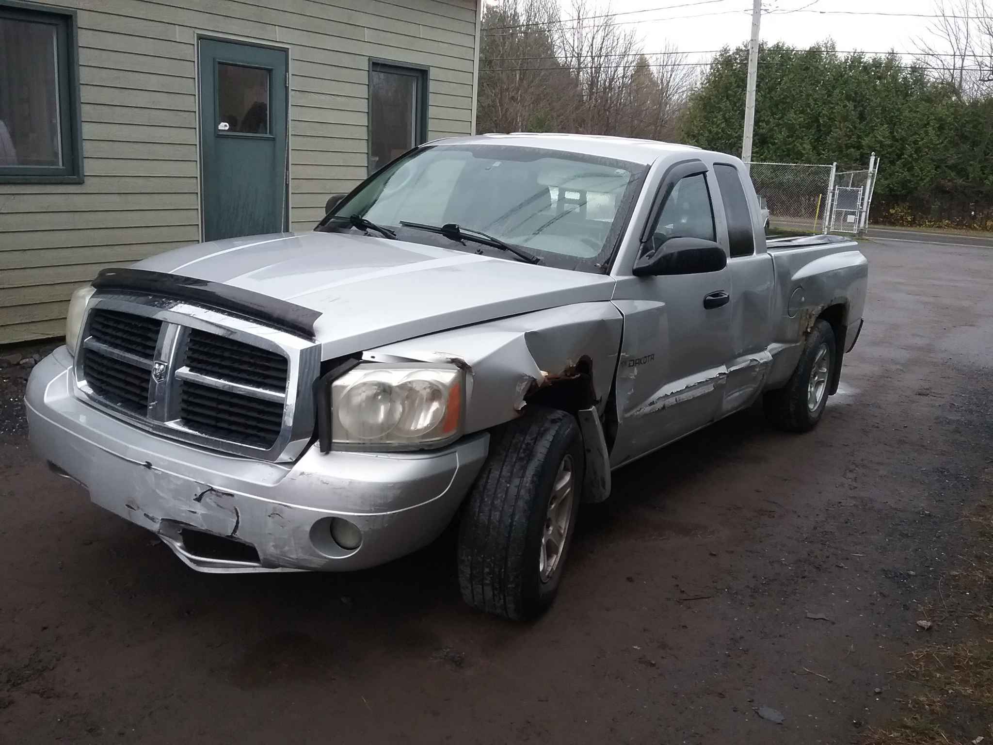 2006 Chrysler Dakota