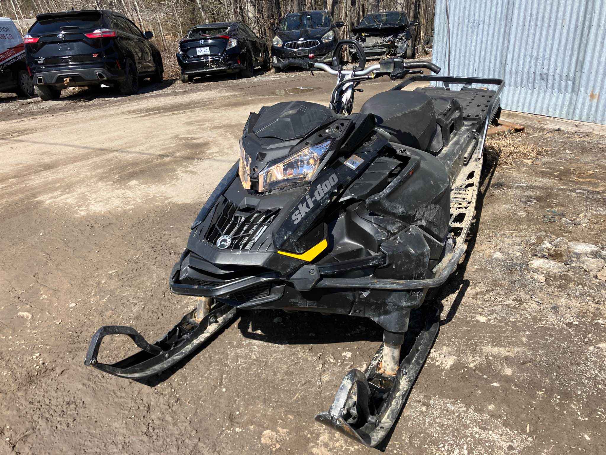 2022 Snowmobile Skidoo Brp