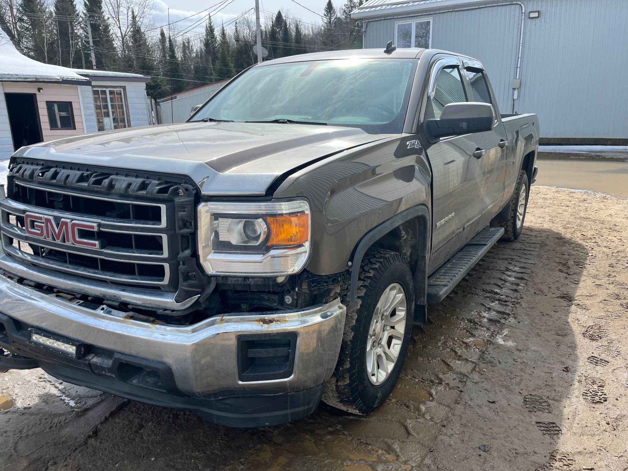 2014 GM Pickup (Gmc)