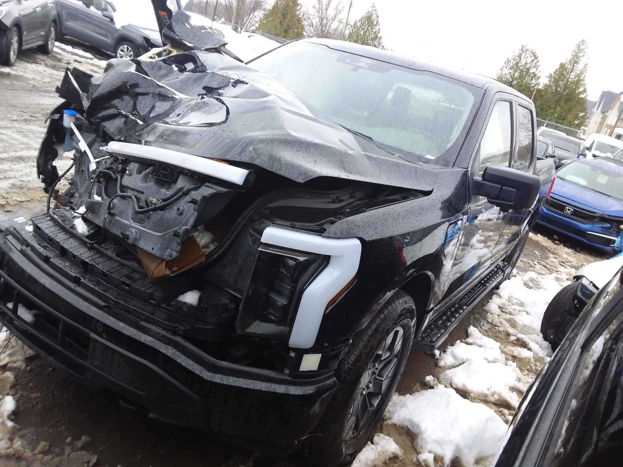 2025 Ford Pickup (Ford)