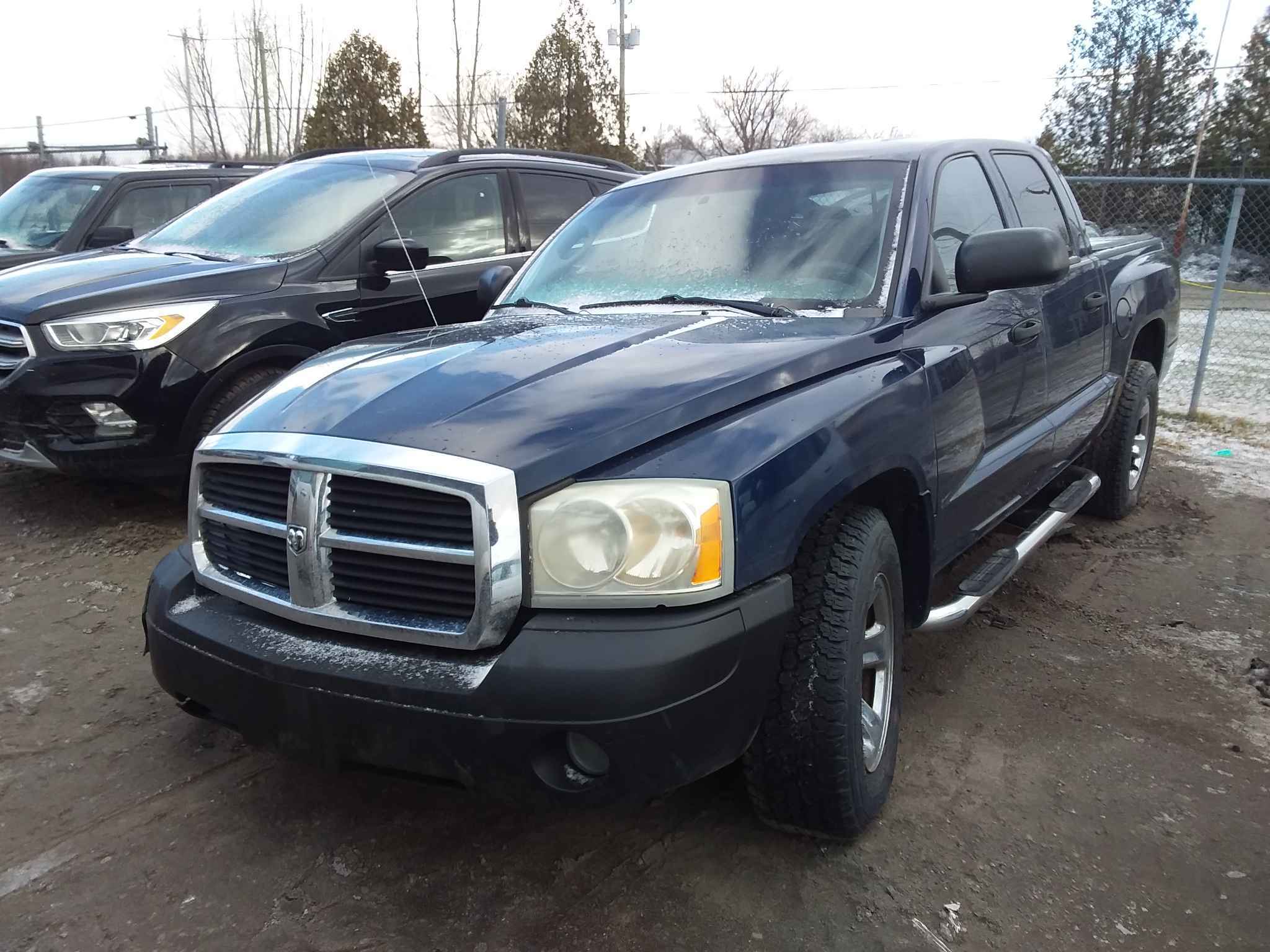 2005 Chrysler Dakota