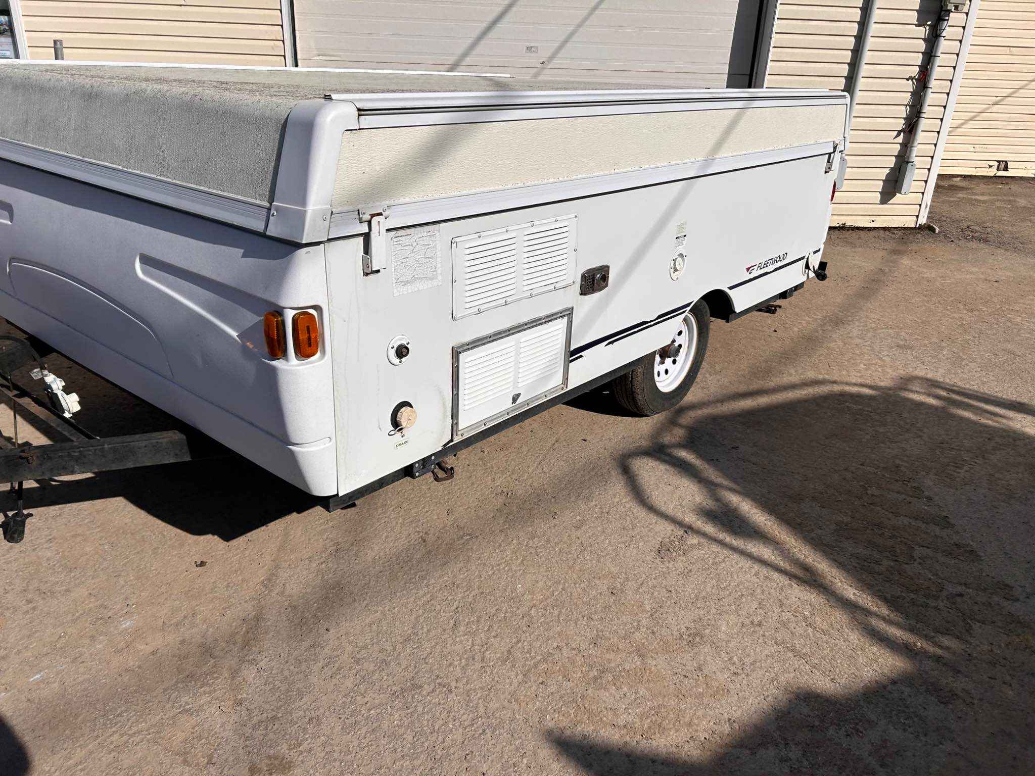 2005 Caravan/Mt.Home Tent Trailer