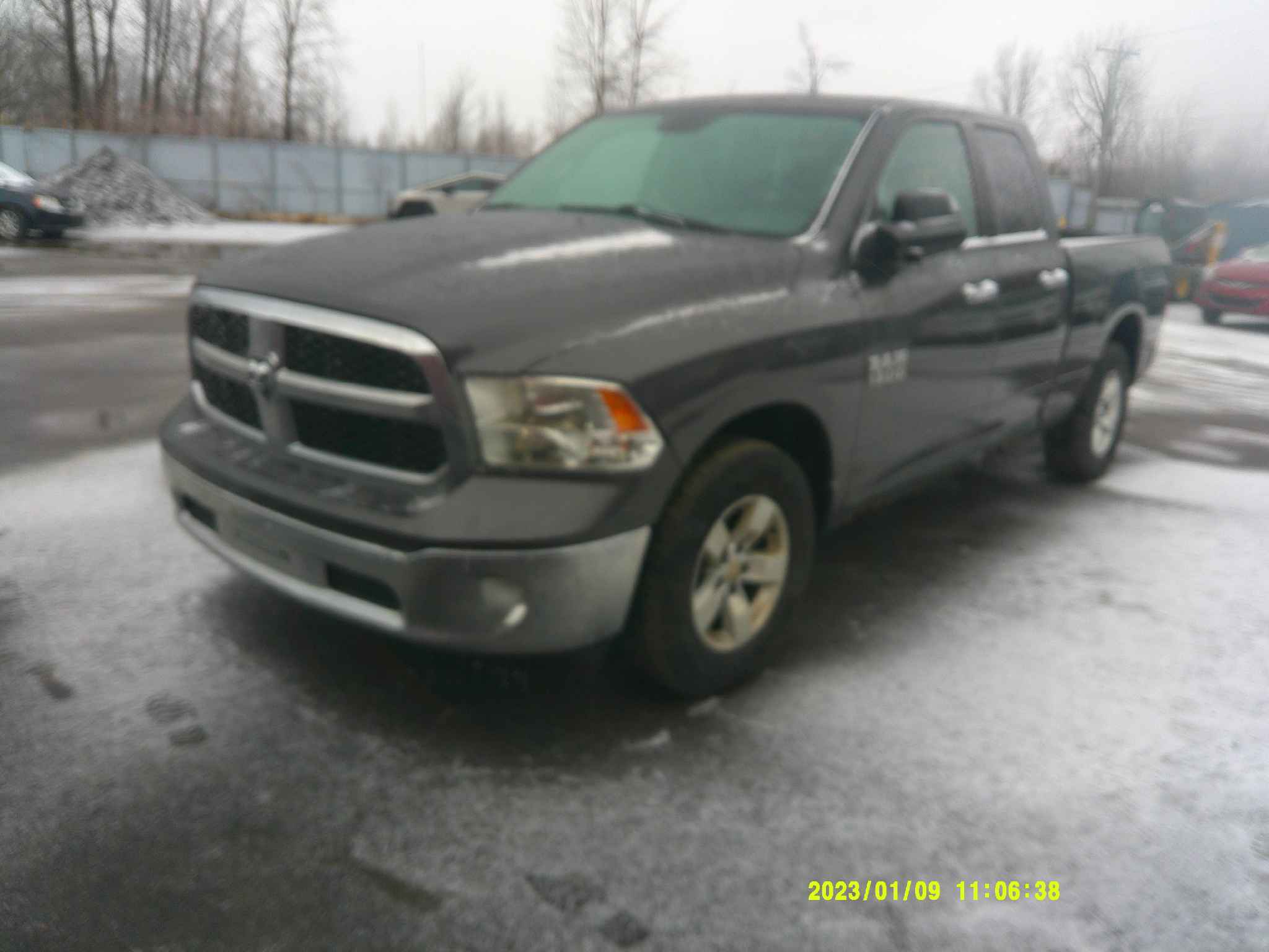 2014 Chrysler Pickup (Dodge)