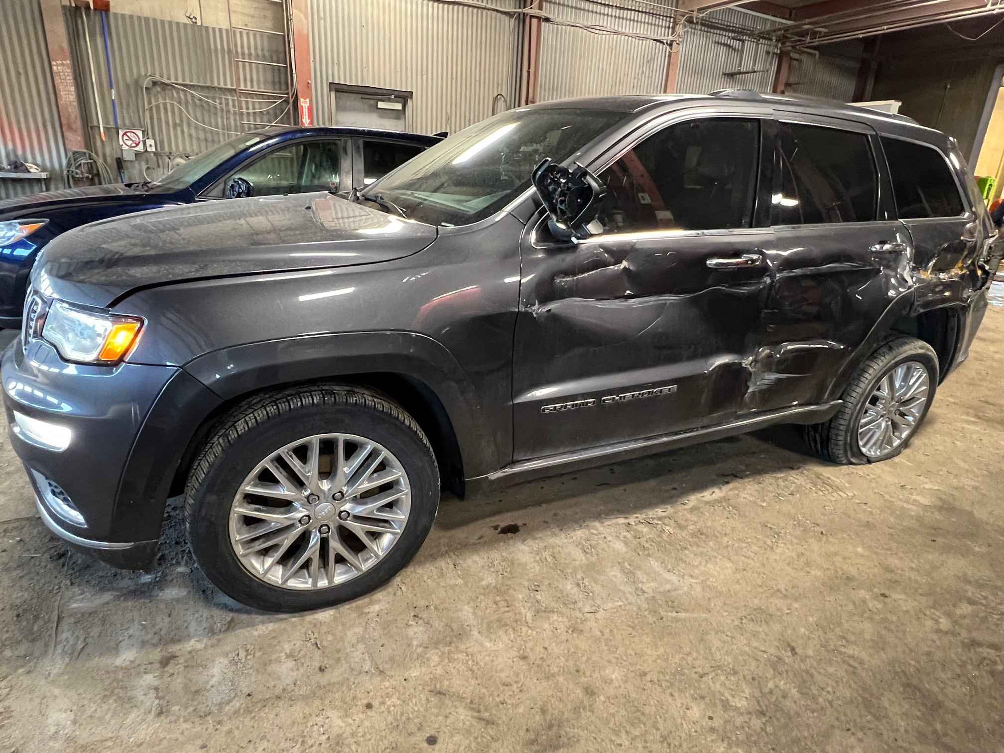 2017 Jeep Cherokee (All)