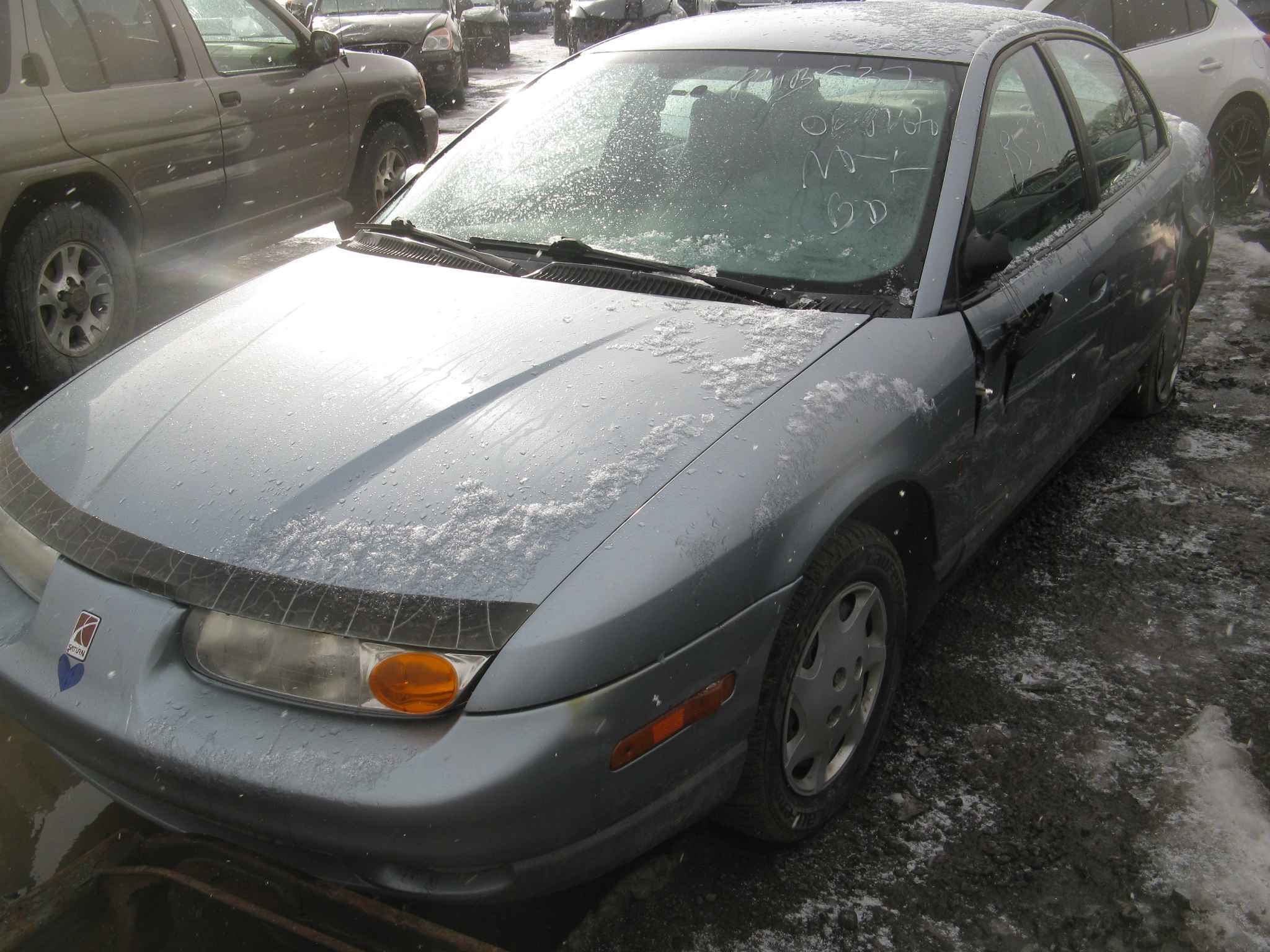 2002 Saturn Saturn S (Small