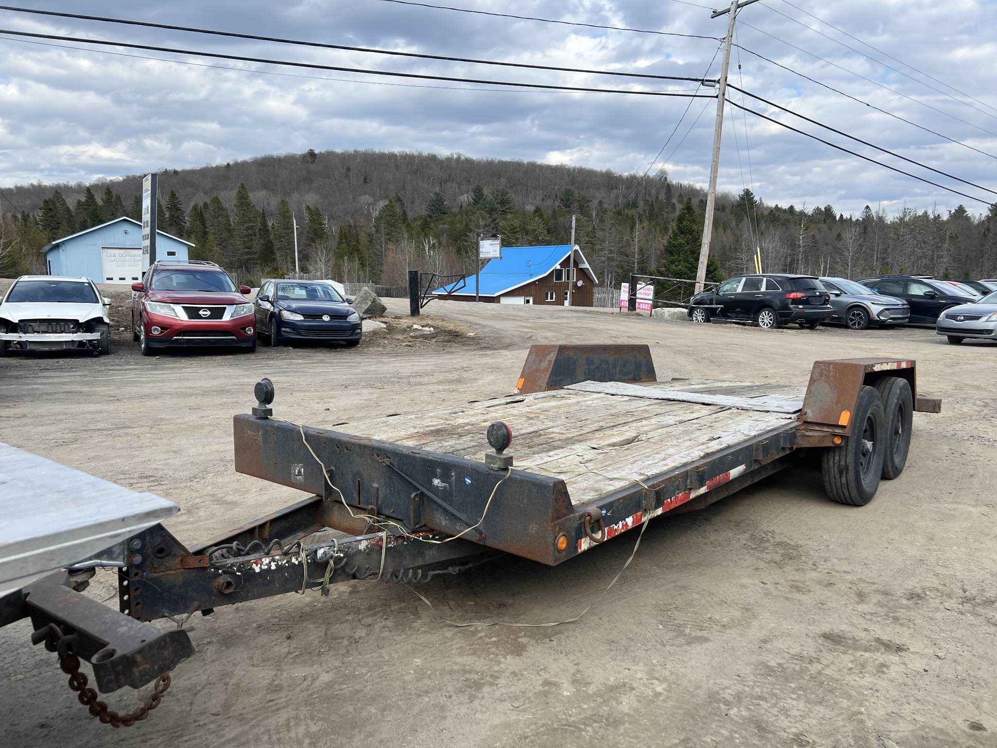 2004 Trailer Hitch Trailer