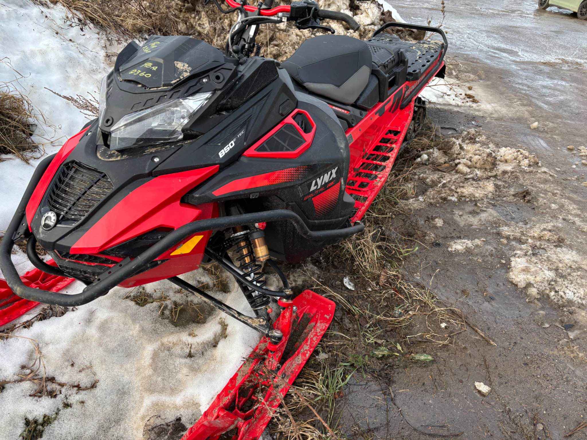 2025 Snowmobile Skidoo Brp