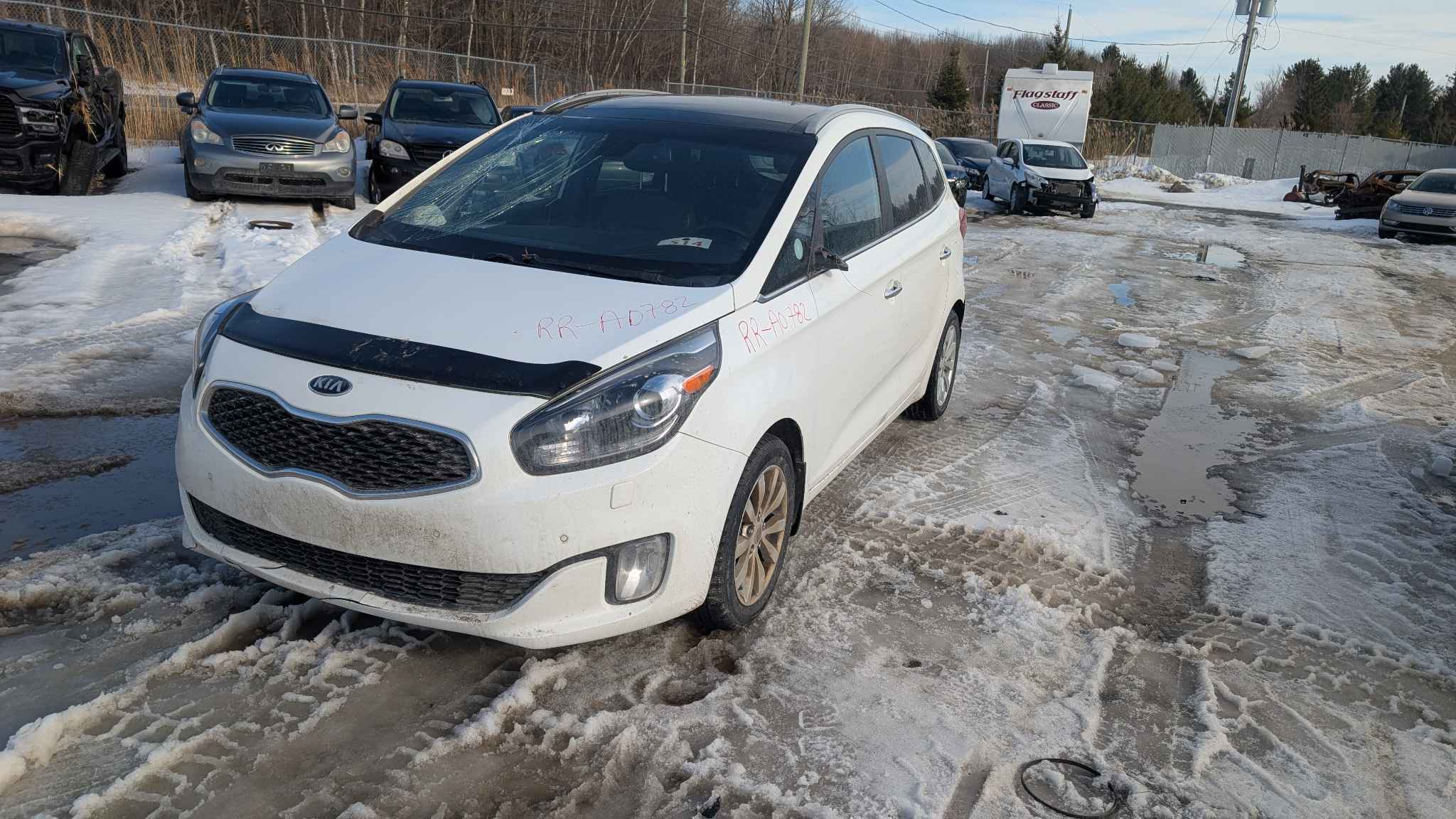 2014 Kia Rondo