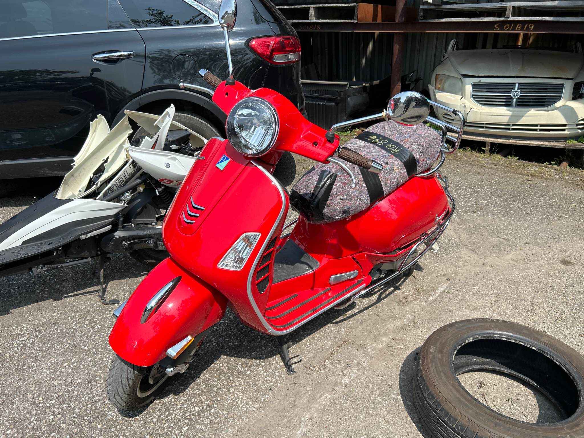 2019 Motorcycle Vespa