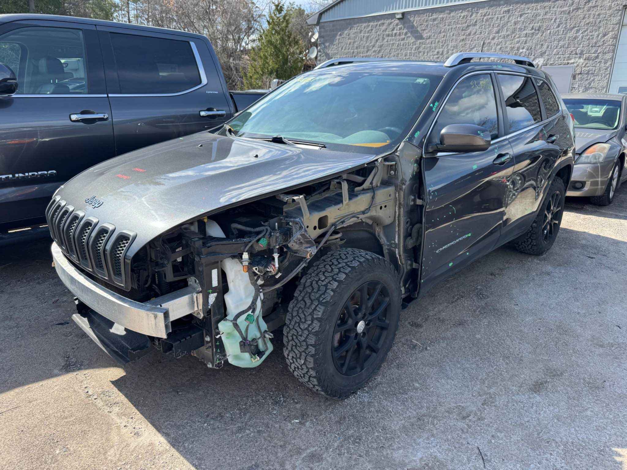 2016 Jeep Cherokee (All)