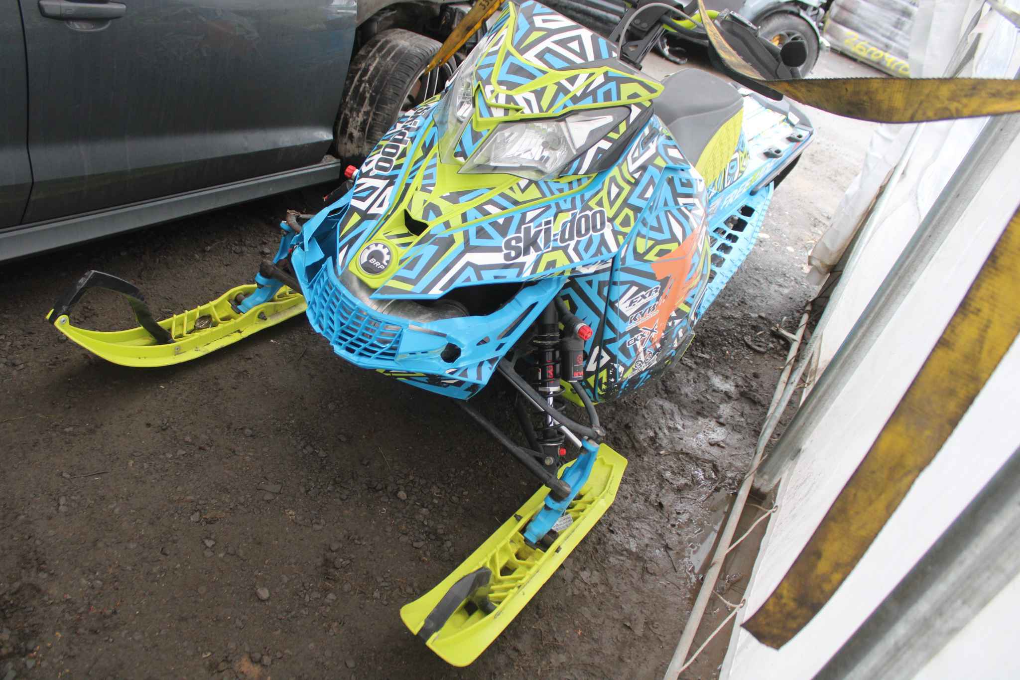 2017 Snowmobile Skidoo Brp