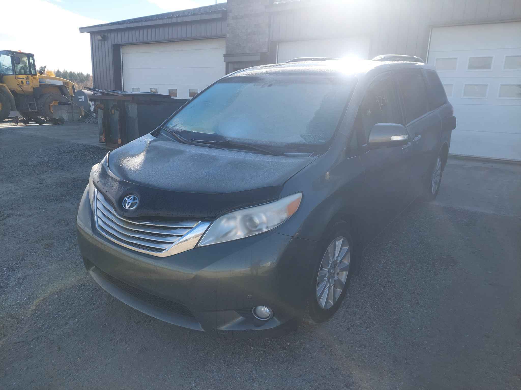 2014 Toyota Sienna