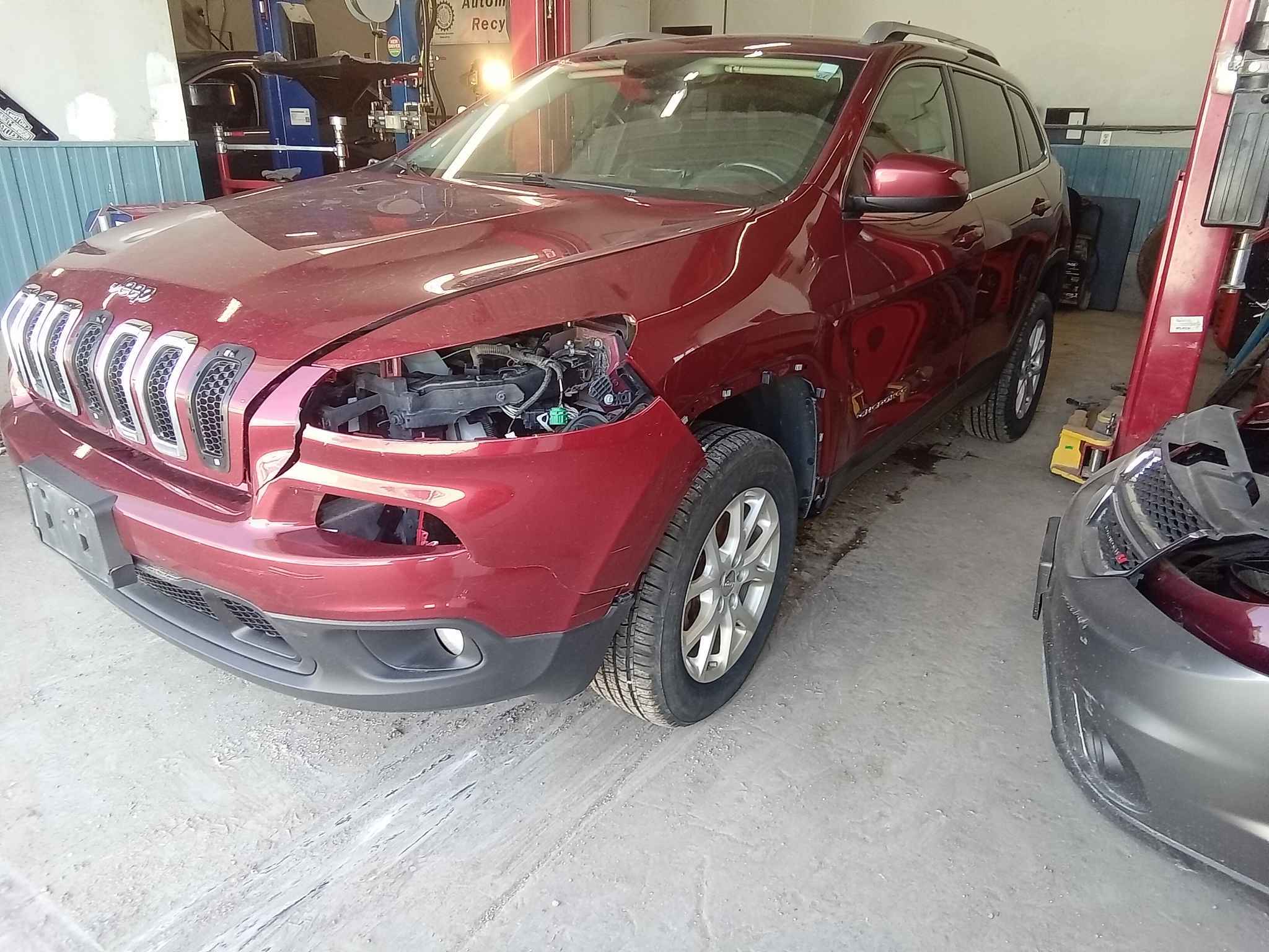 2015 Jeep Cherokee (All)