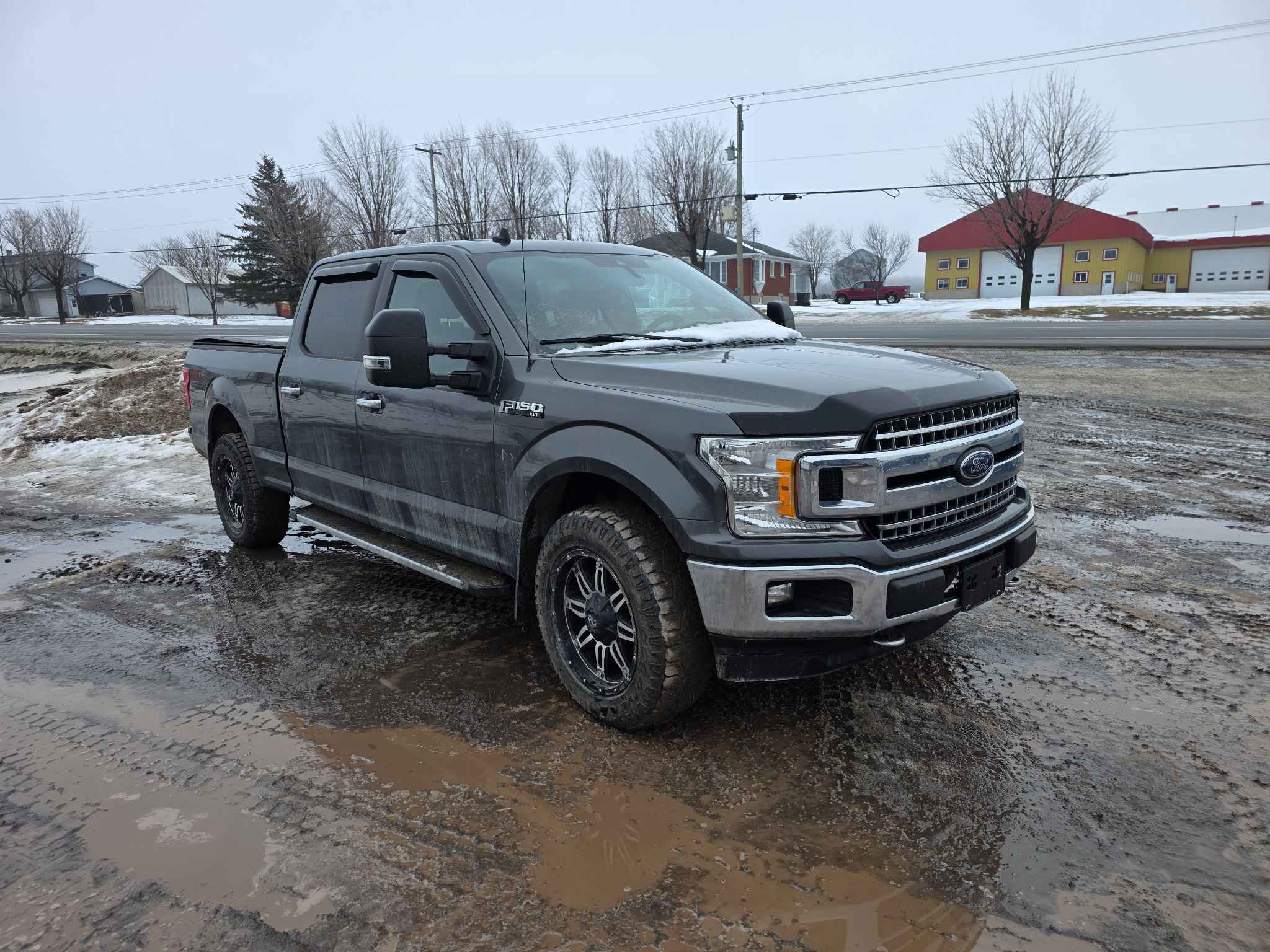 2020 Ford Pickup (Ford)