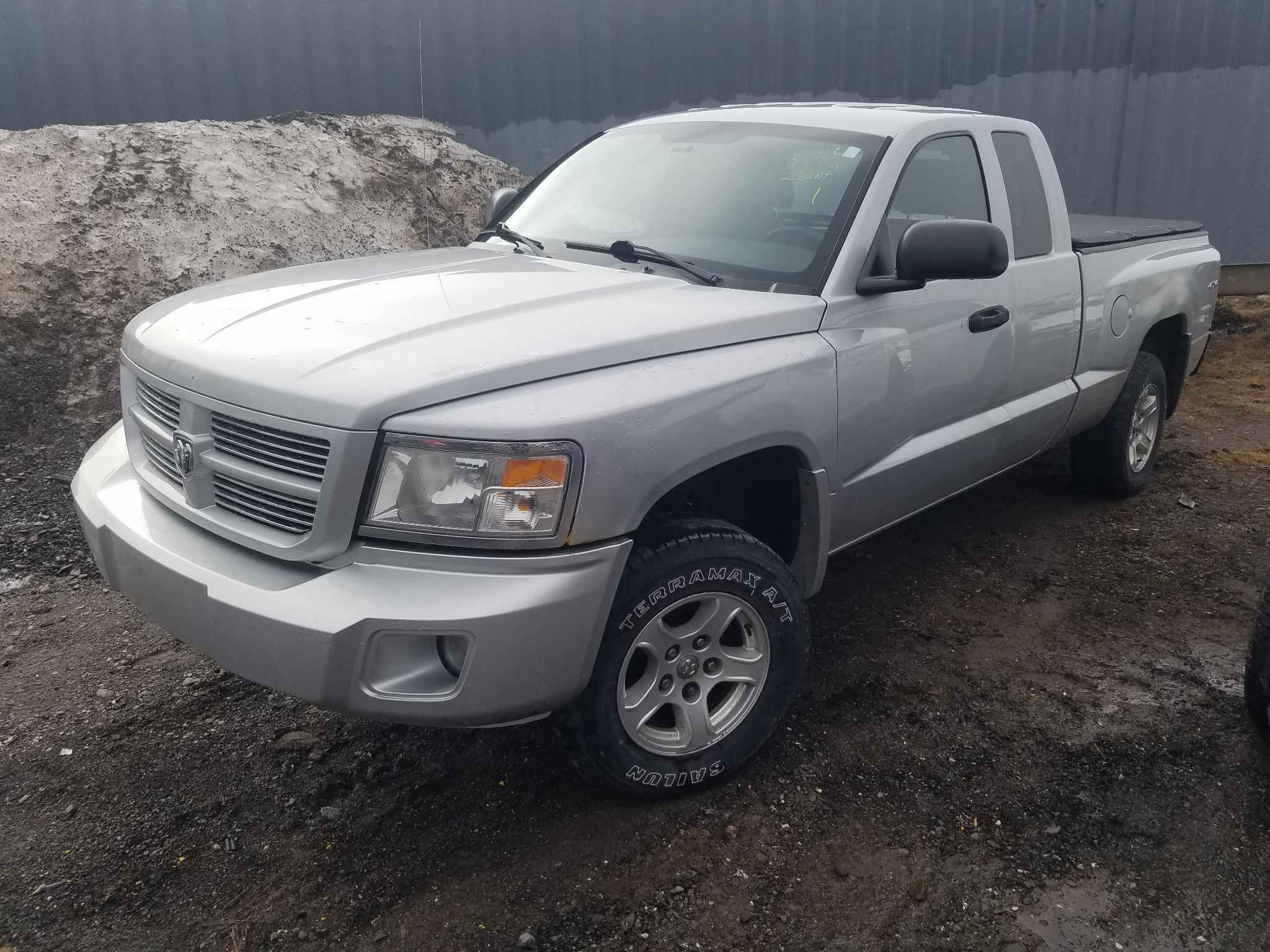 2008 Chrysler Dakota